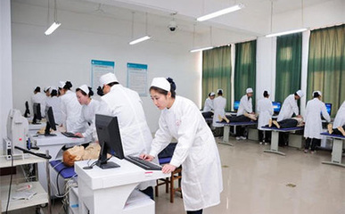 重庆卫生学校专业设置与学费指南，及技术服务咨询